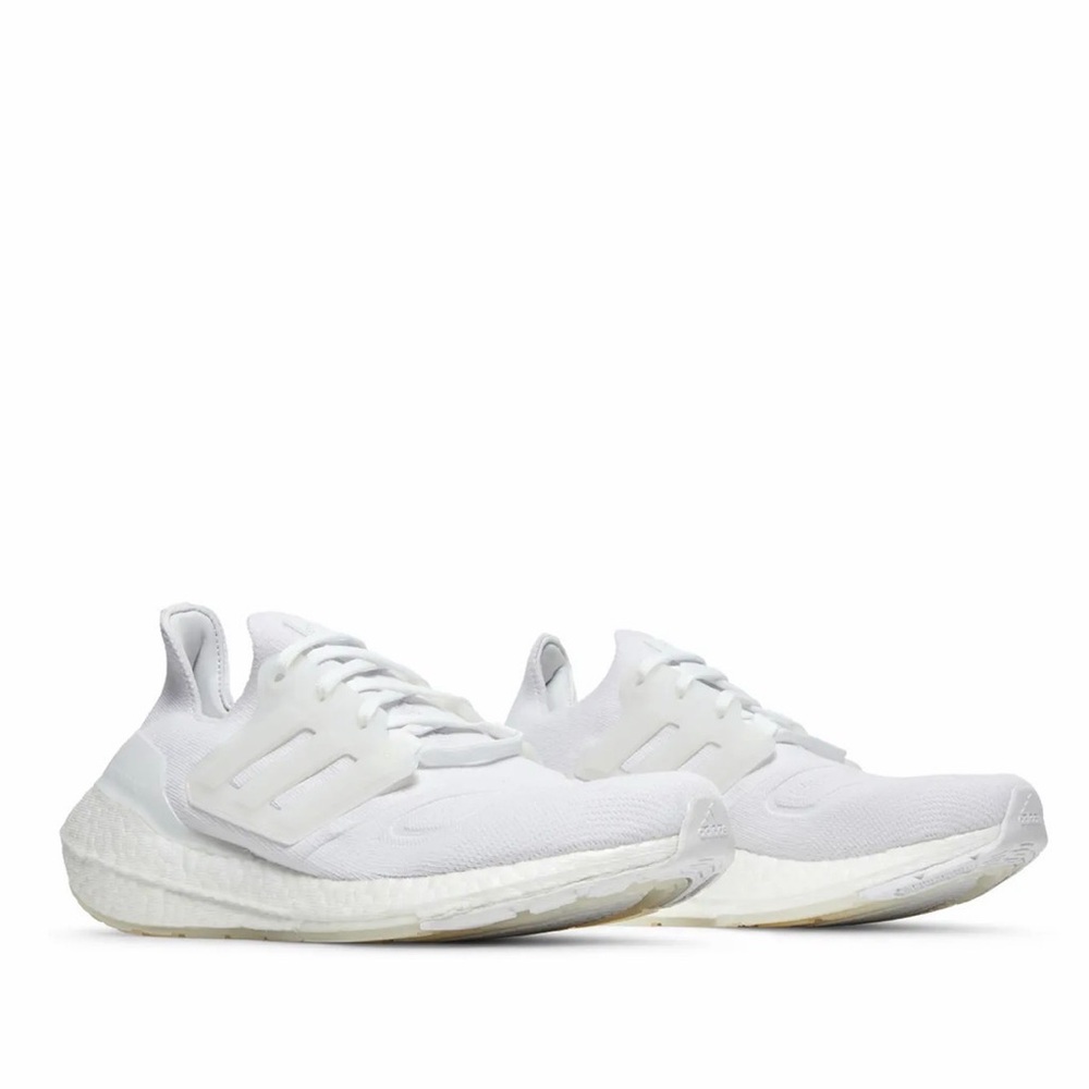 Adidas UltraBoost Women’s 22 'Cloud White' Sz 8.5 Running Athletic